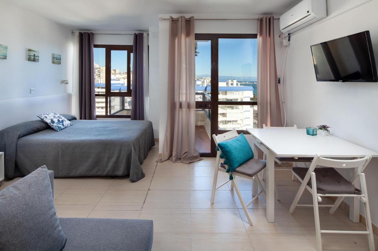 Apartamento Aloha Con Piscina Y Vistas Al Mar Leilighet Benalmádena Eksteriør bilde